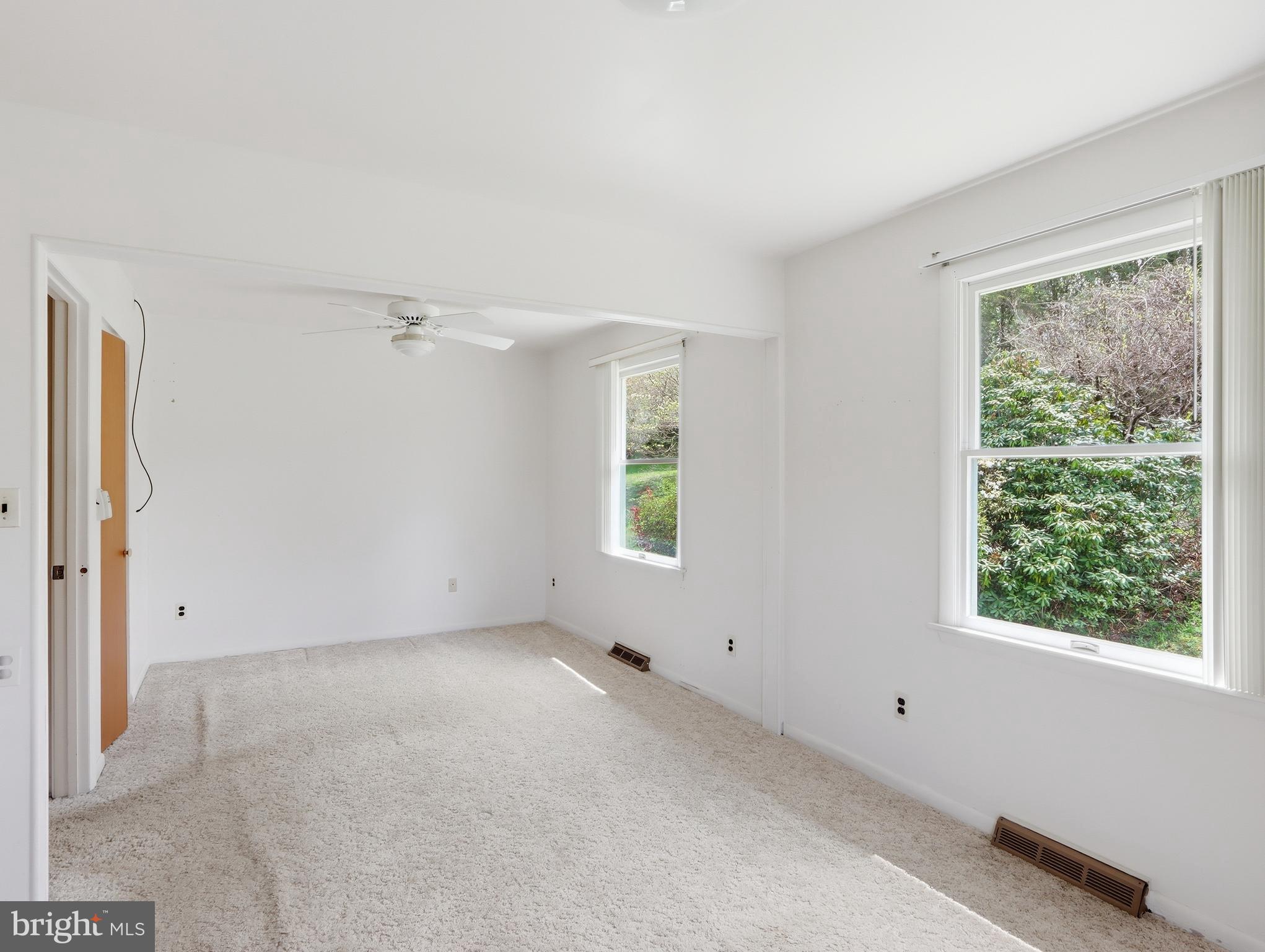 1926 Stringtown Road Sparks Glencoe, MD 21152 - Photo 23 of 46 Primary Bedroom - with dressing table