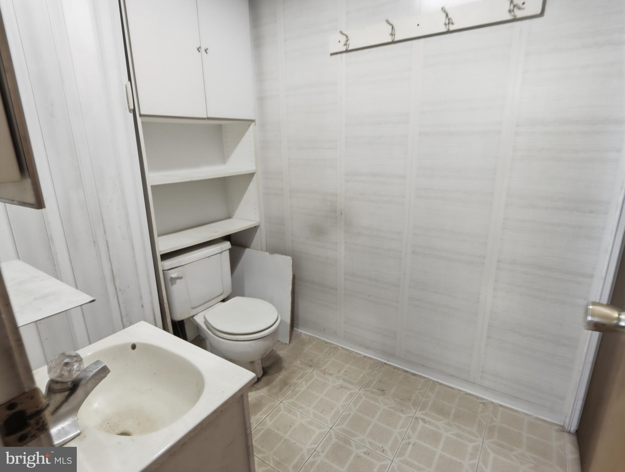 1926 Stringtown Road Sparks Glencoe, MD 21152 - Photo 35 of 46 Powder room / Lower Level