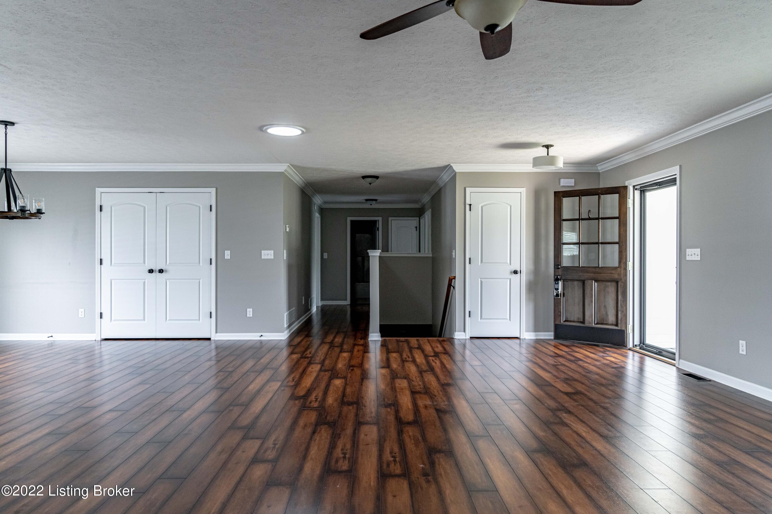 321 Kinkead Road Vine Grove, KY 40175 - Photo 6 of 51 DSC05507