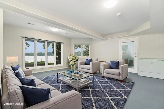 $1,150,000 | 10957 Highway 71 Northeast, Spicer, MN 56288