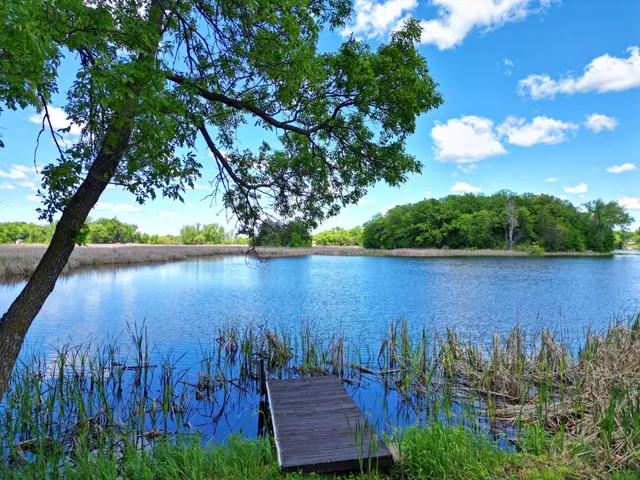 $1,150,000 | 10957 Highway 71 Northeast, Spicer, MN 56288