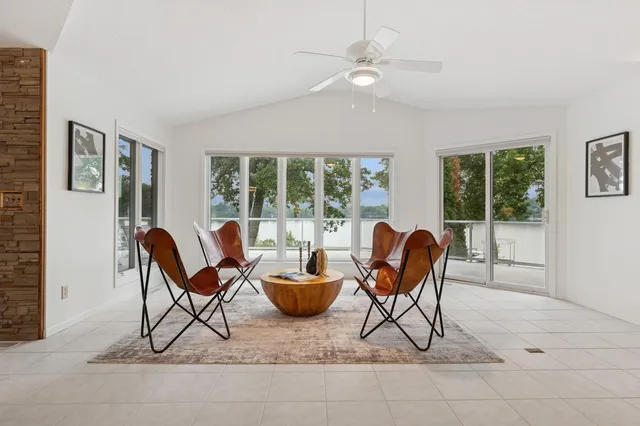 $1,150,000 | 10957 Highway 71 Northeast, Spicer, MN 56288