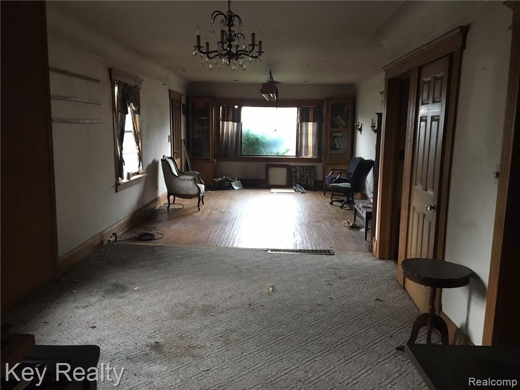 4011 Nolan Road Carleton, MI 48117 - Photo 7 of 11 IMG_4135.JPG
