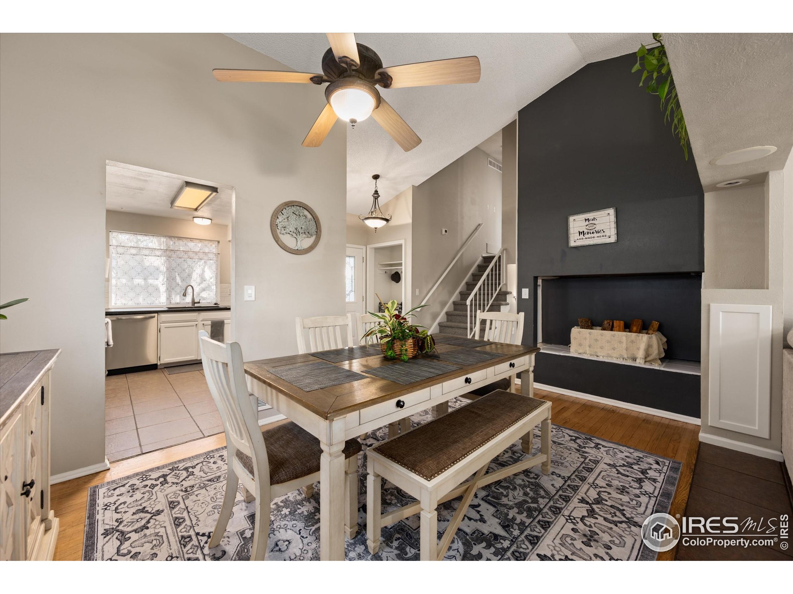 7328 South Gore Range Road Littleton, CO 80127 - Photo 5 of 38