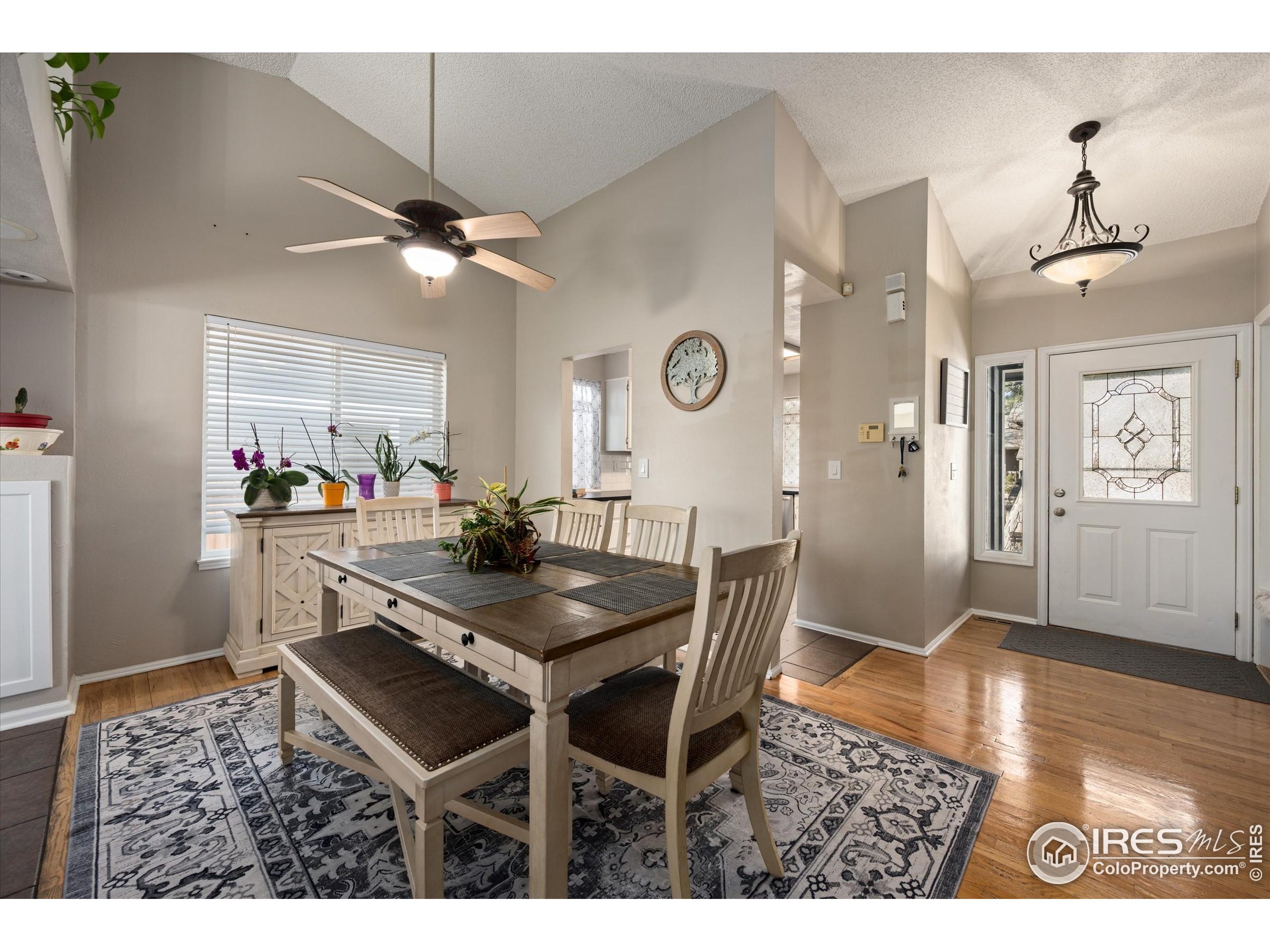 7328 South Gore Range Road Littleton, CO 80127 - Photo 6 of 38