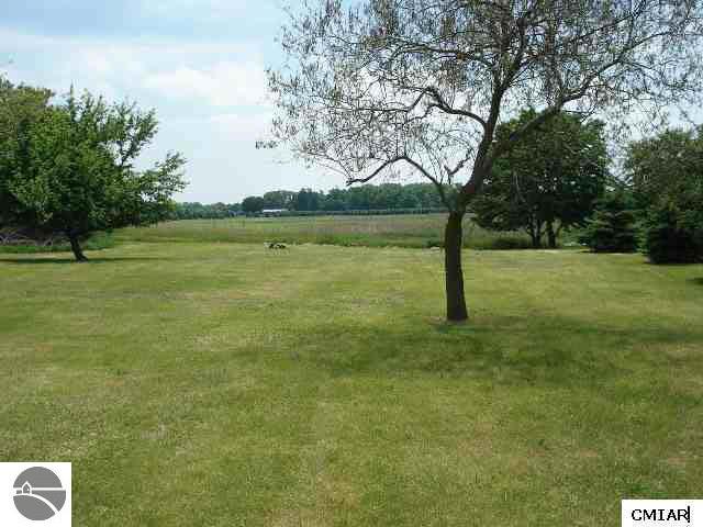 2806 East Millbrook Road Mount Pleasant, MI 48858 - Photo 8 of 8 1770422-7.JPG
