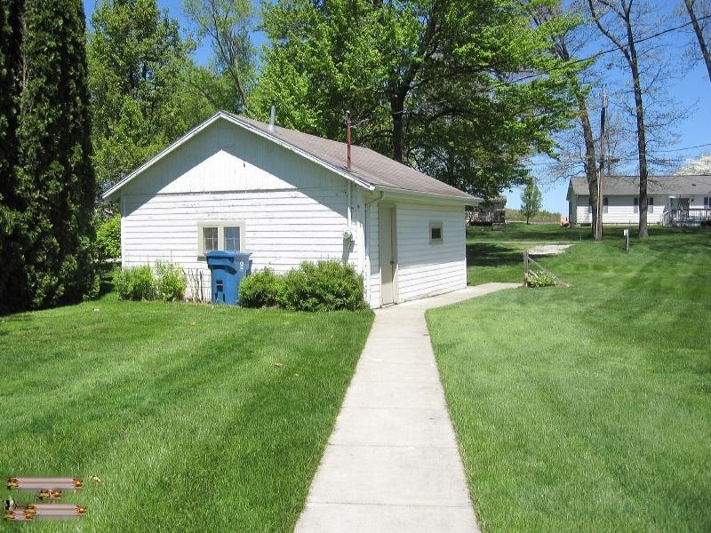 31465 County Line Road Dowagiac, MI 49047 - Photo 12 of 23 IMG_0395