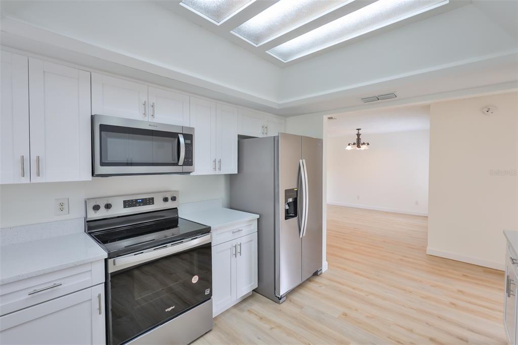 13703 Sweetwater Cove Place Tampa, FL 33613 - Photo 16 of 46