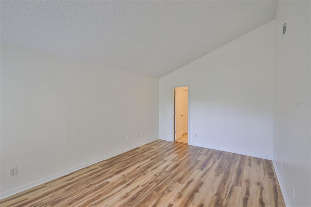 13703 Sweetwater Cove Place Tampa, FL 33613 - Photo 21 of 46