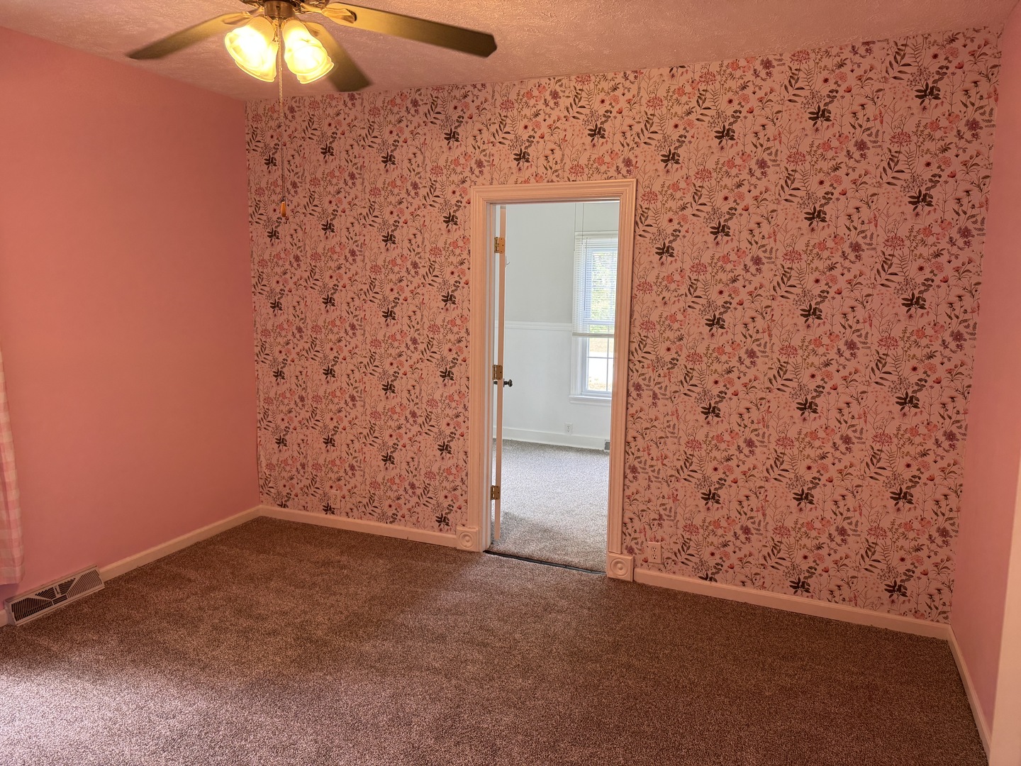 1206 South Commercial Street Benton, IL 62812 - Photo 13 of 17