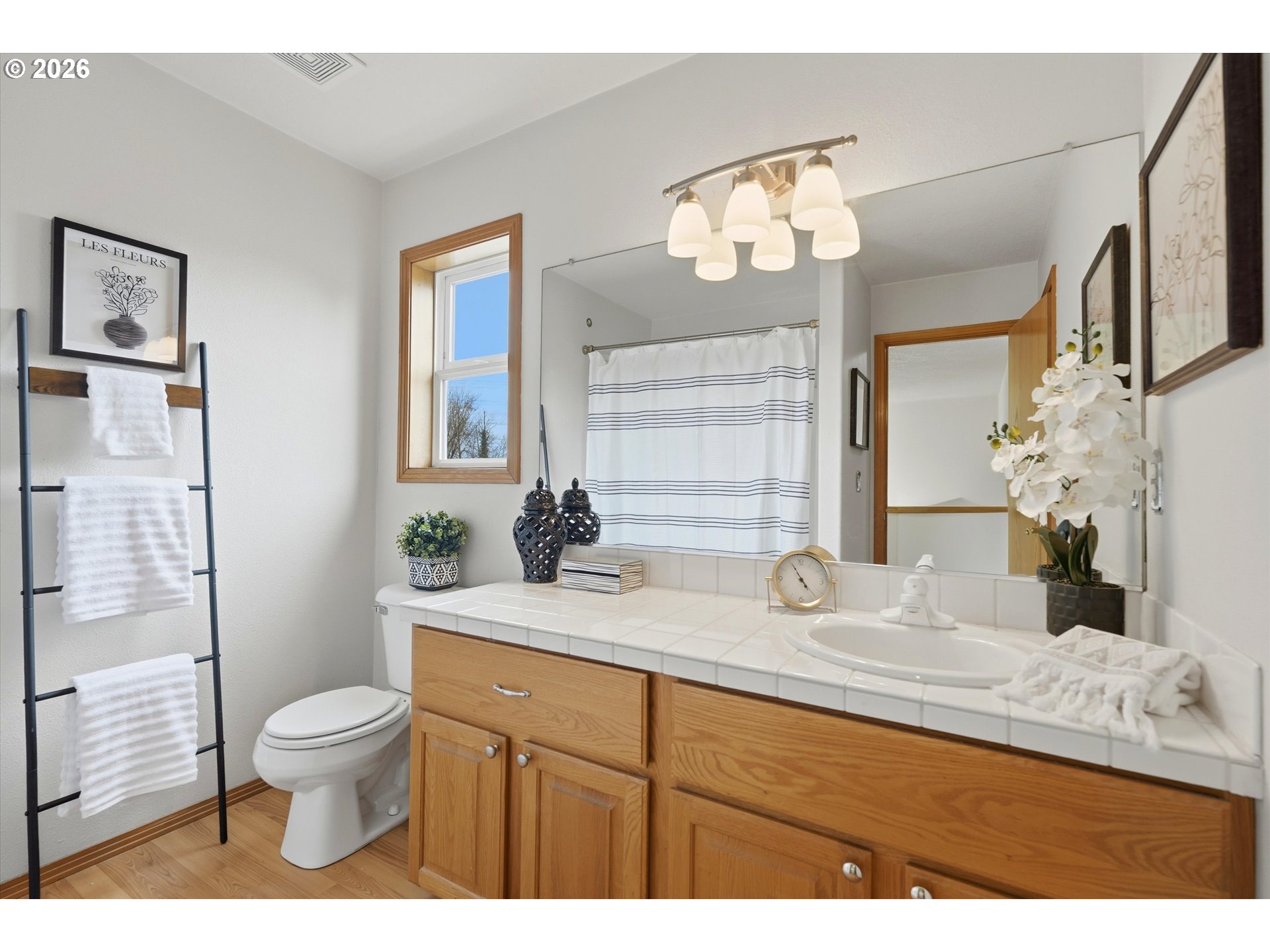 21903 Northeast Shaver Street Fairview, OR 97024 - Photo 18 of 25 Bathroom