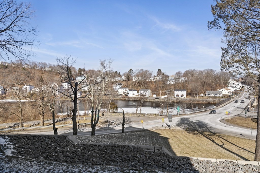 18 Eagle Nest Road, Unit 113 Clinton, MA 01510 - Photo 30 of 32 Gallery Image 30