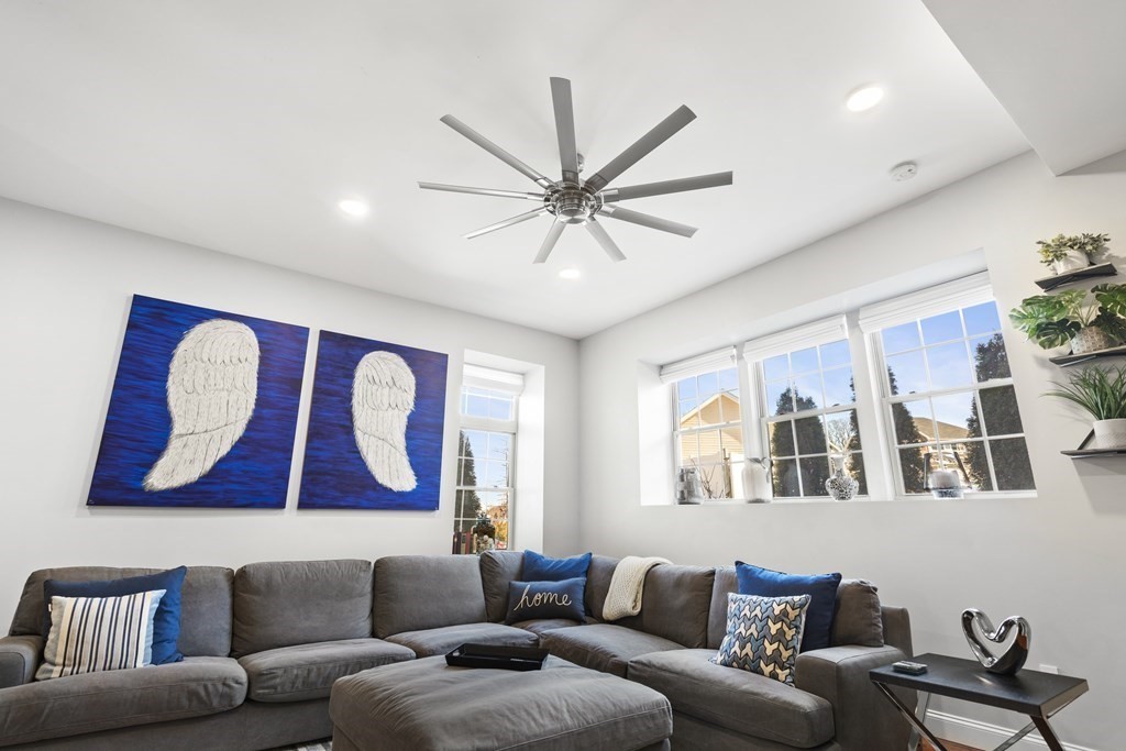18 Eagle Nest Road, Unit 113 Clinton, MA 01510 - Photo 6 of 32 Gallery Image 6