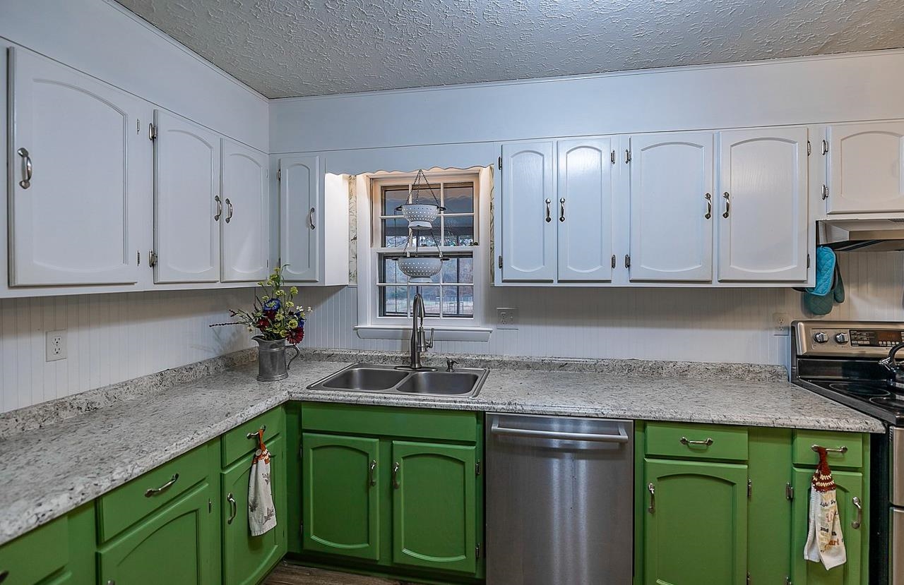 1030 Lavender Road Grover, NC 28073 - Photo 12 of 34 Gallery Image 12