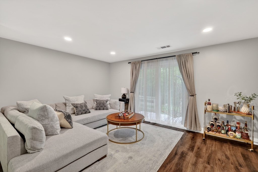 425 Maple Brook Road, Unit 425 Bellingham, MA 02019 - Photo 6 of 24 Gallery Image 6