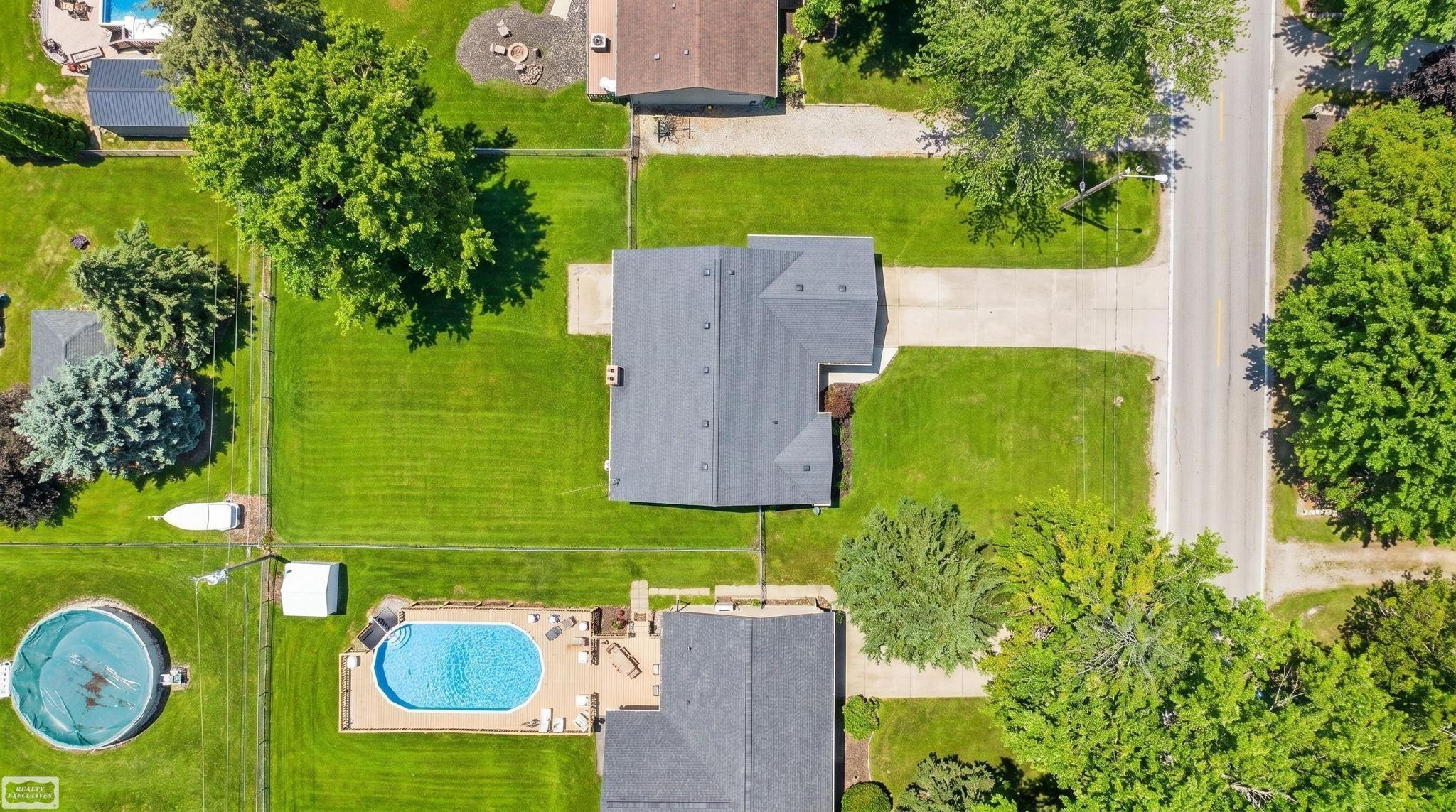 45310 Fairchild Road Macomb, MI 48042 - Photo 31 of 32