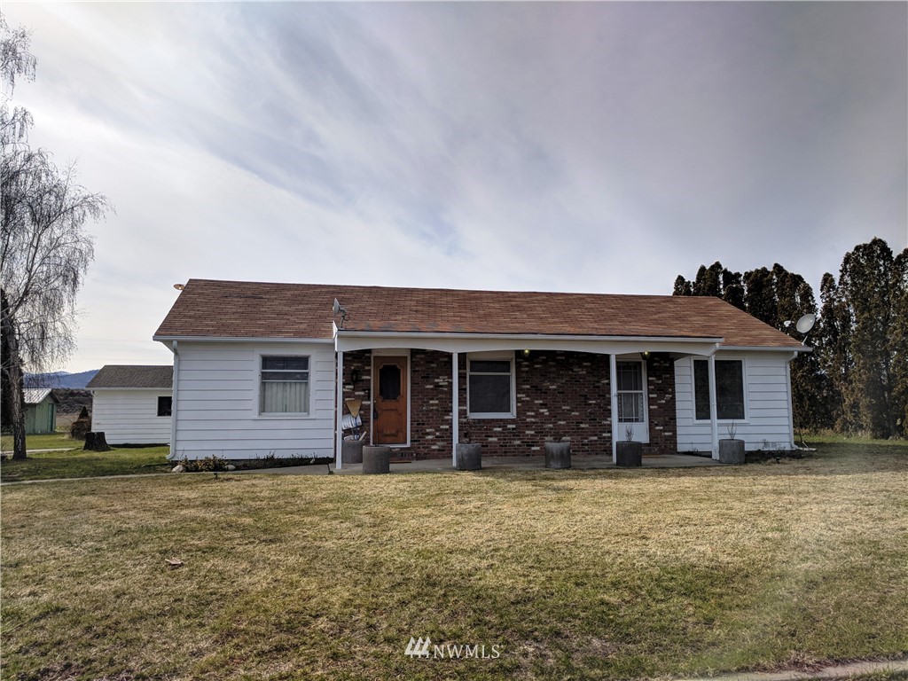 263 Old Riverside Highway Omak, WA 98841 - Photo 2 of 25