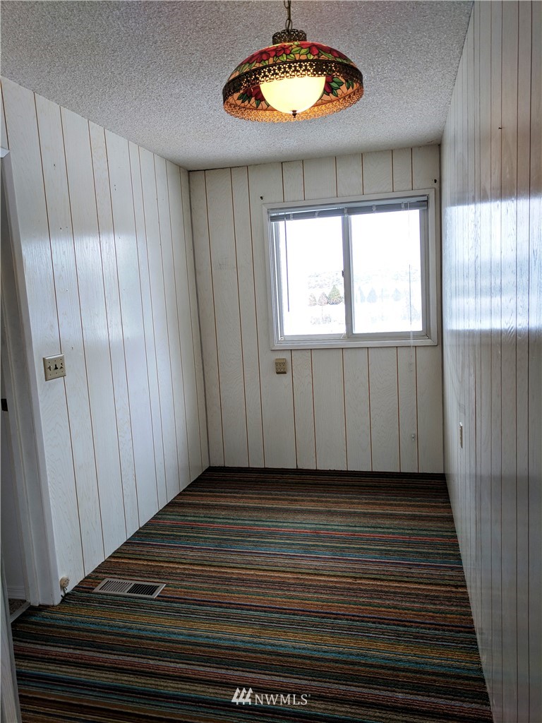 263 Old Riverside Highway Omak, WA 98841 - Photo 14 of 25