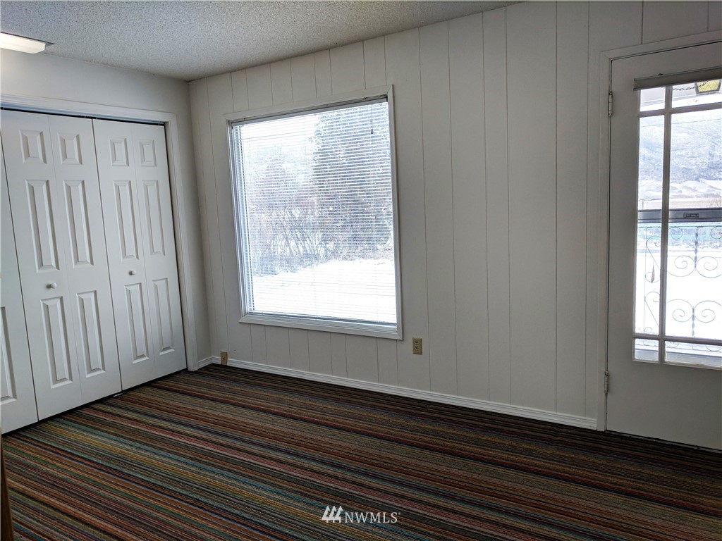 263 Old Riverside Highway Omak, WA 98841 - Photo 17 of 25