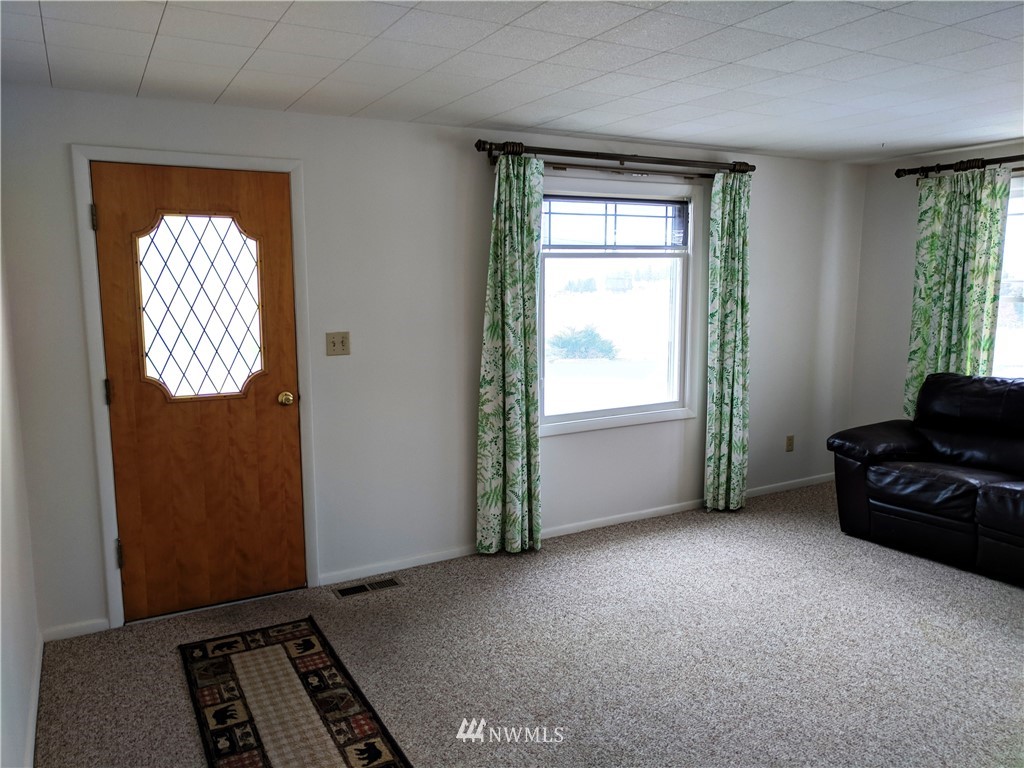 263 Old Riverside Highway Omak, WA 98841 - Photo 3 of 25