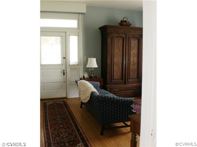 207 Henry Clay Road Ashland, VA 23005 - Photo 4 of 21 Gallery Image 4