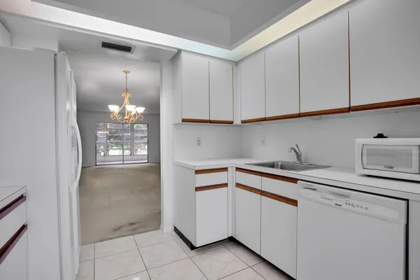 $155,000 | 1501 Cayman Way, Unit C2, Coconut Creek, FL 33066