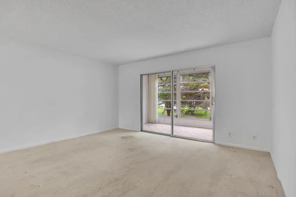 $155,000 | 1501 Cayman Way, Unit C2, Coconut Creek, FL 33066