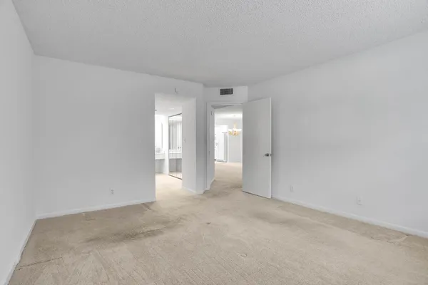 $155,000 | 1501 Cayman Way, Unit C2, Coconut Creek, FL 33066