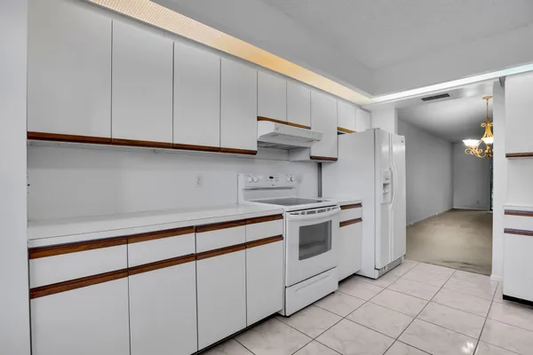 $155,000 | 1501 Cayman Way, Unit C2, Coconut Creek, FL 33066