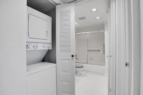 $155,000 | 1501 Cayman Way, Unit C2, Coconut Creek, FL 33066