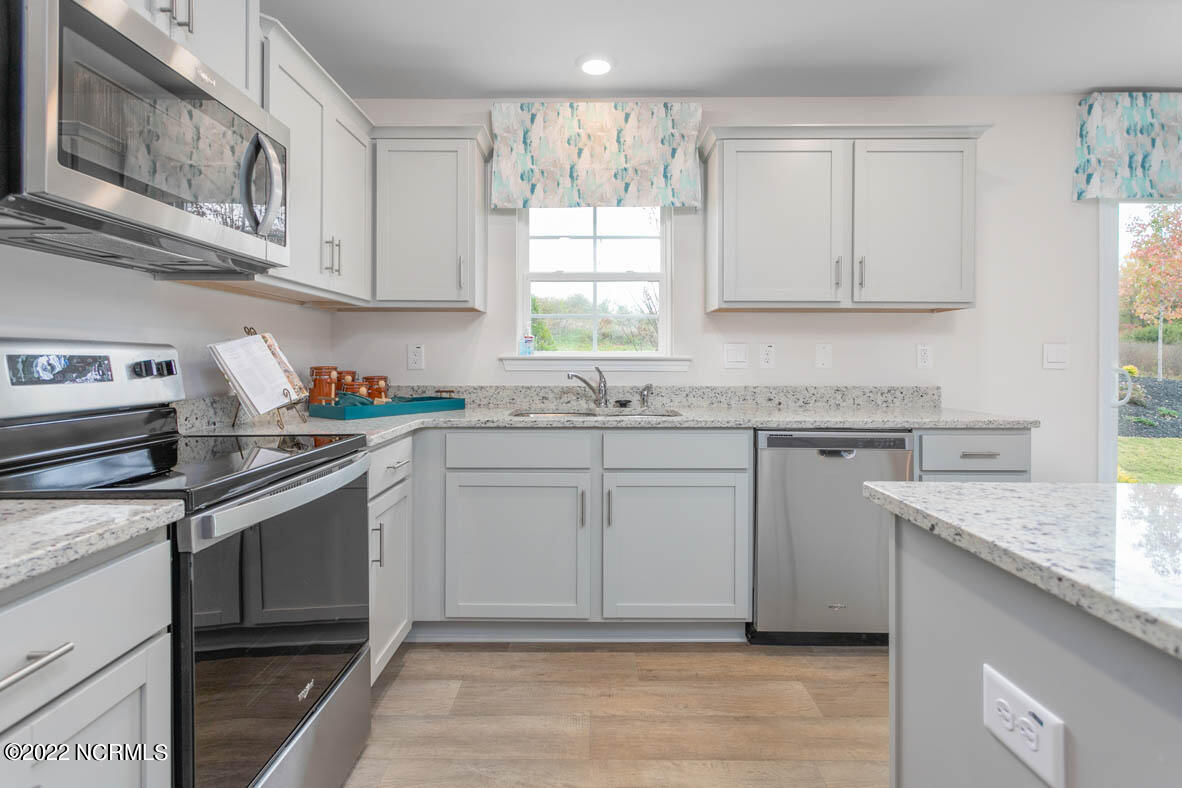 7632 Sand Pit Road Stantonsburg, NC 27883 - Photo 4 of 11 15- 122 Dolcetto Ave-Kyle Model-DR Horto