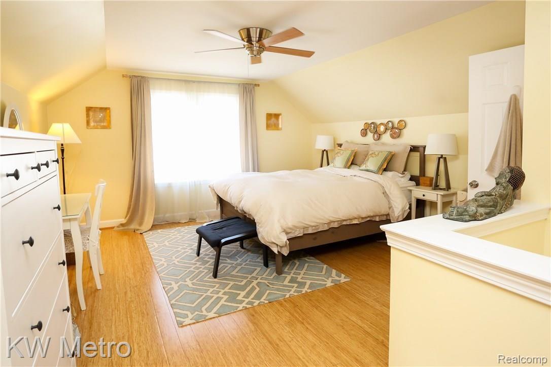 1220 Cambridge Road Berkley, MI 48072 - Photo 16 of 30 Cambridge-19.jpg