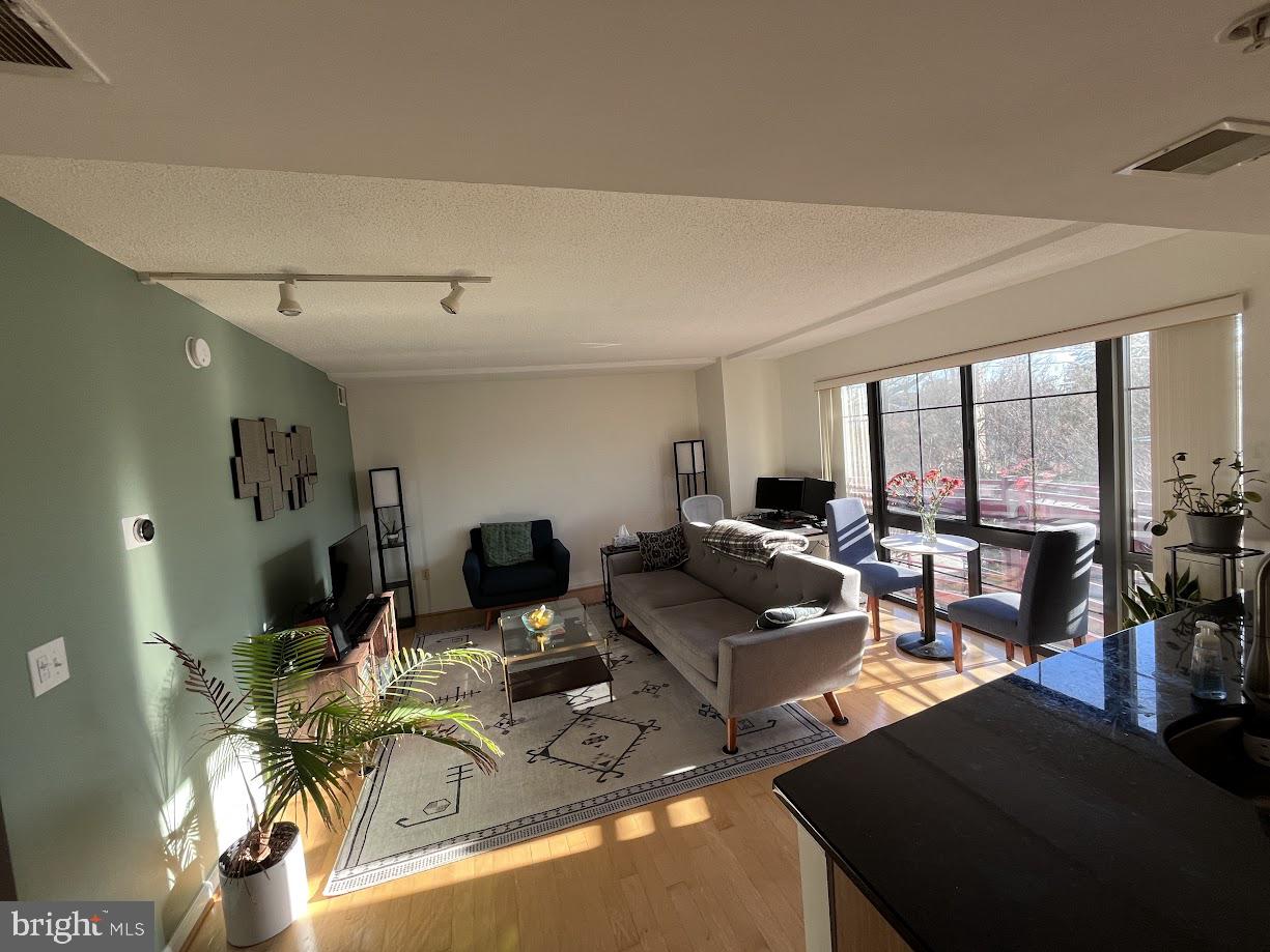 7923 Eastern Avenue Northwest, Unit 402 Silver Spring, MD 20910 - Photo 3 of 11