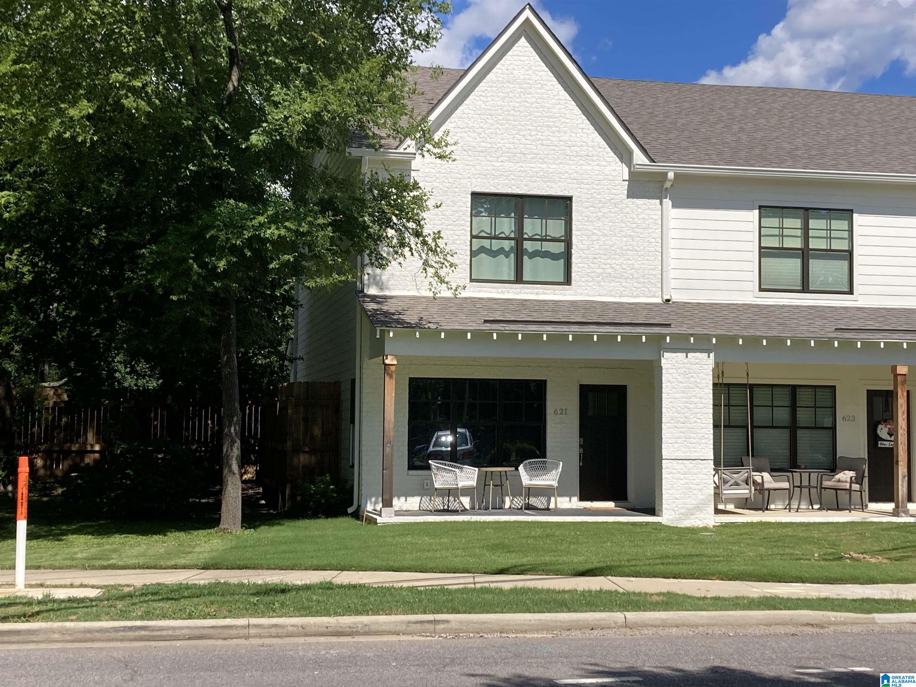 621 Oak Grove Road, Unit 1 Birmingham, AL 35209 - Photo 2 of 5