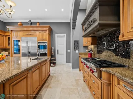 $6,250,000 | 3700 Northeast 28th Avenue, Lighthouse Point, FL 33064