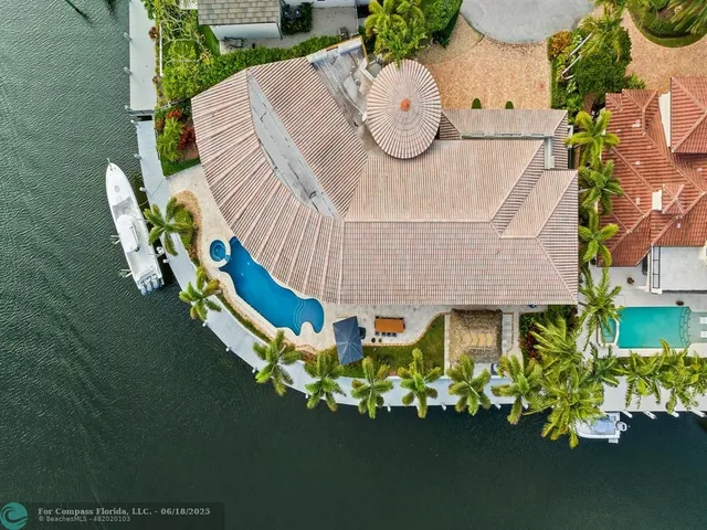 $6,250,000 | 3700 Northeast 28th Avenue, Lighthouse Point, FL 33064