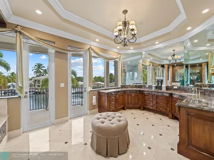 $6,250,000 | 3700 Northeast 28th Avenue, Lighthouse Point, FL 33064