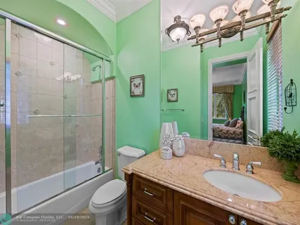 $6,250,000 | 3700 Northeast 28th Avenue, Lighthouse Point, FL 33064