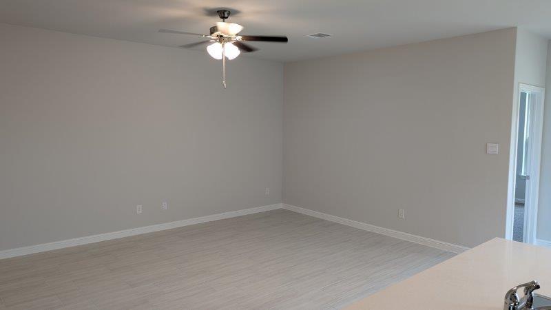 953 Traction Trail Cleburne, TX 76031 - Photo 3 of 15