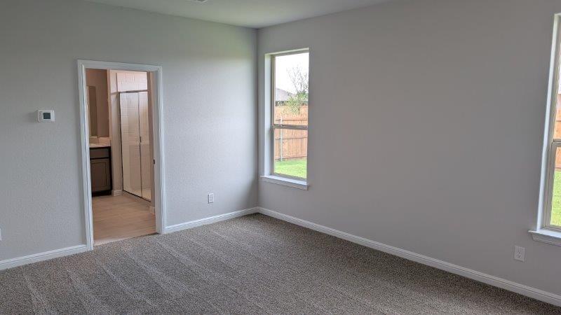 953 Traction Trail Cleburne, TX 76031 - Photo 4 of 15