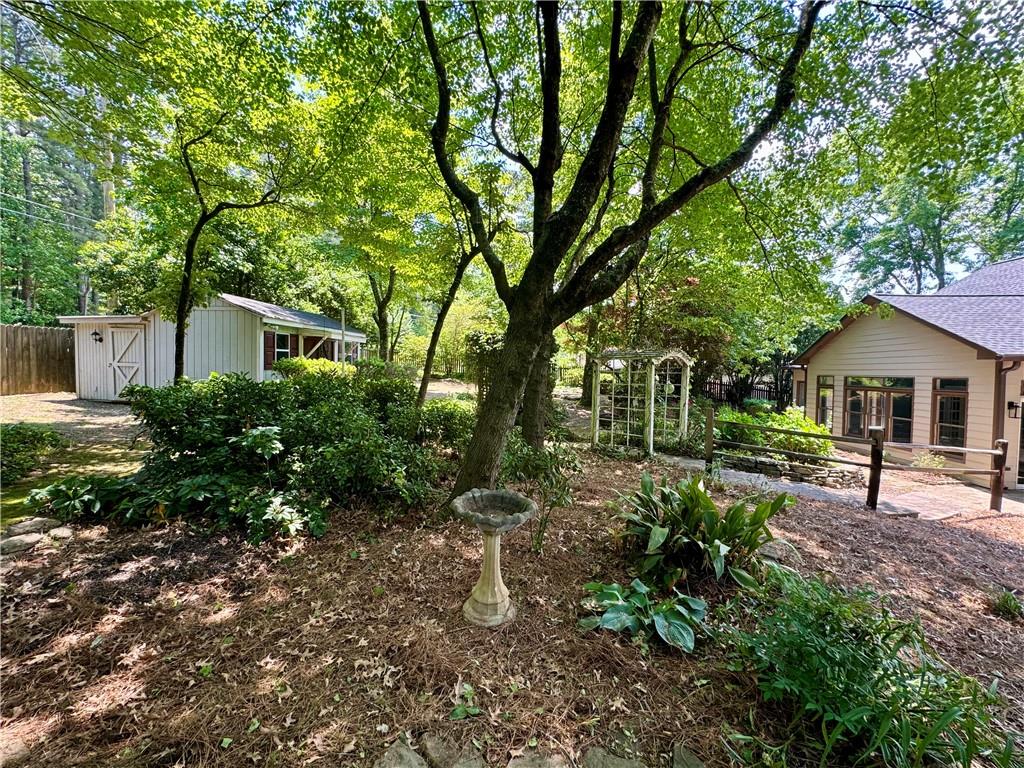 1565 Victoria Walk Cumming, GA 30041 - Photo 28 of 32