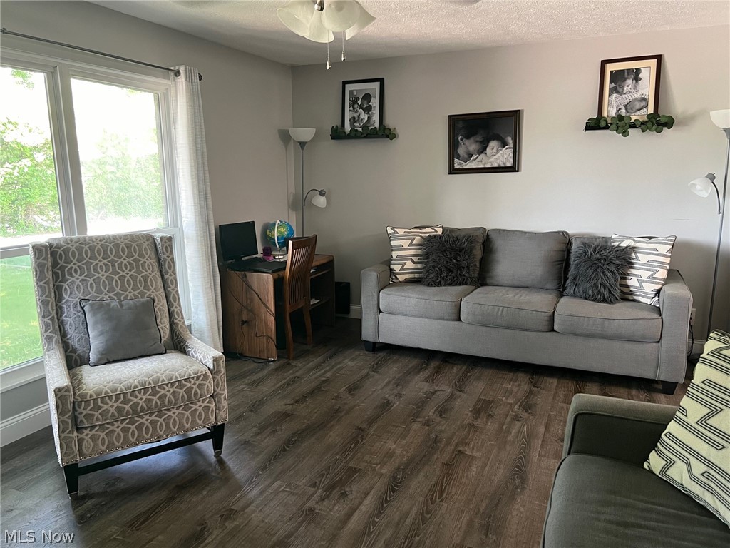 3202 River Road Vienna, WV 26105 - Photo 5 of 50