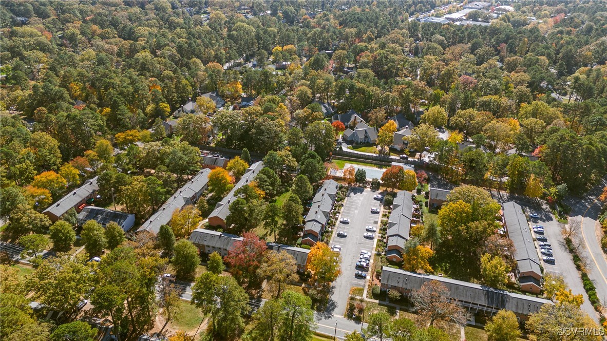 9101 Derbyshire Road, Unit E Henrico, VA 23229 - Photo 33 of 37 Drone / aerial view