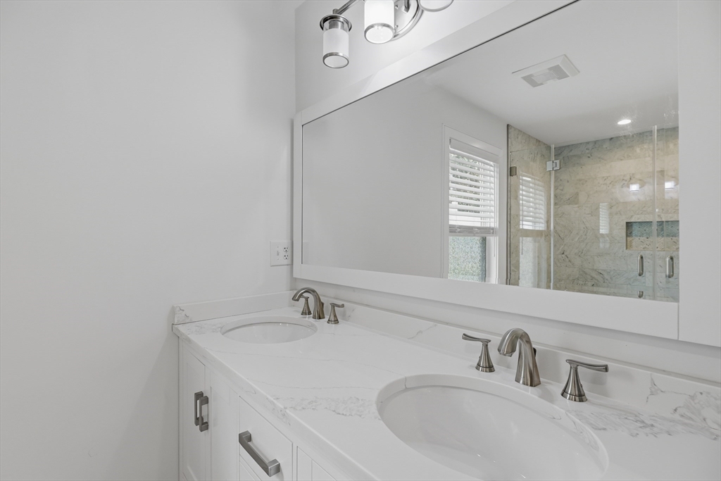 11 Ricker Terrace, Unit 1 Newton, MA 02458 - Photo 13 of 22