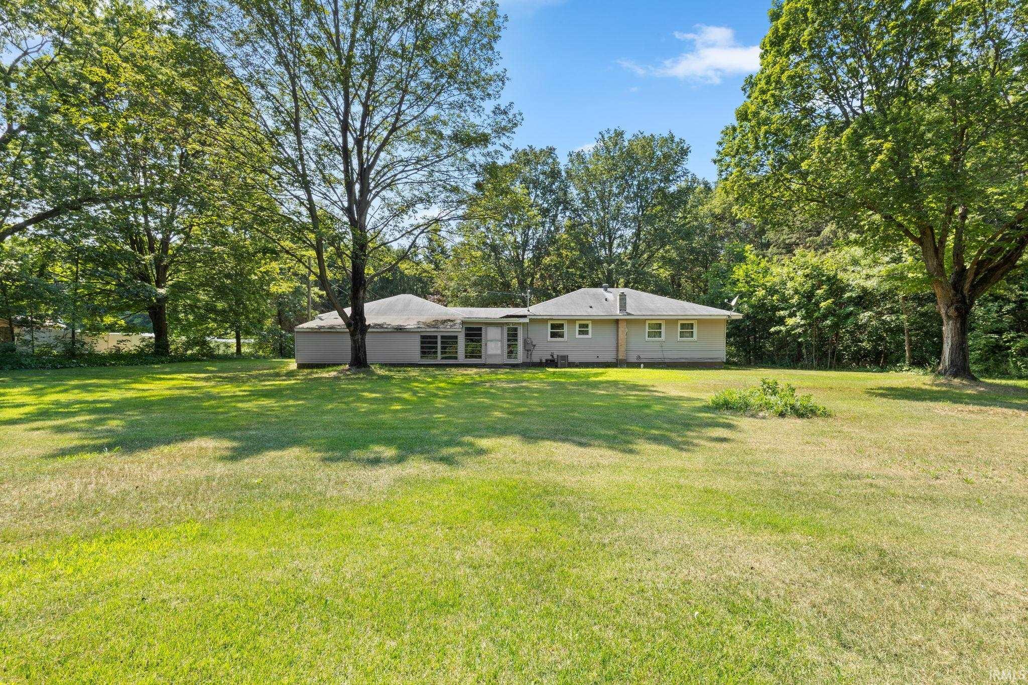 57954 Pear Road South Bend, IN 46619 - Photo 4 of 36 Gallery Image 4