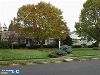 497 Leonard Road Huntingdon Valley, PA 19006 - Photo 1 of 7 Exterior Front