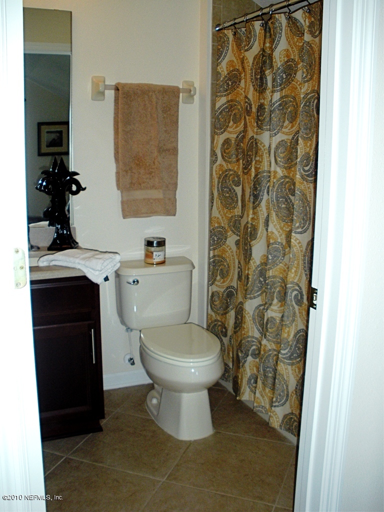 55 Amherst Place Ponte Vedra, FL 32081 - Photo 14 of 17 a bathroom with a toilet and a sink
