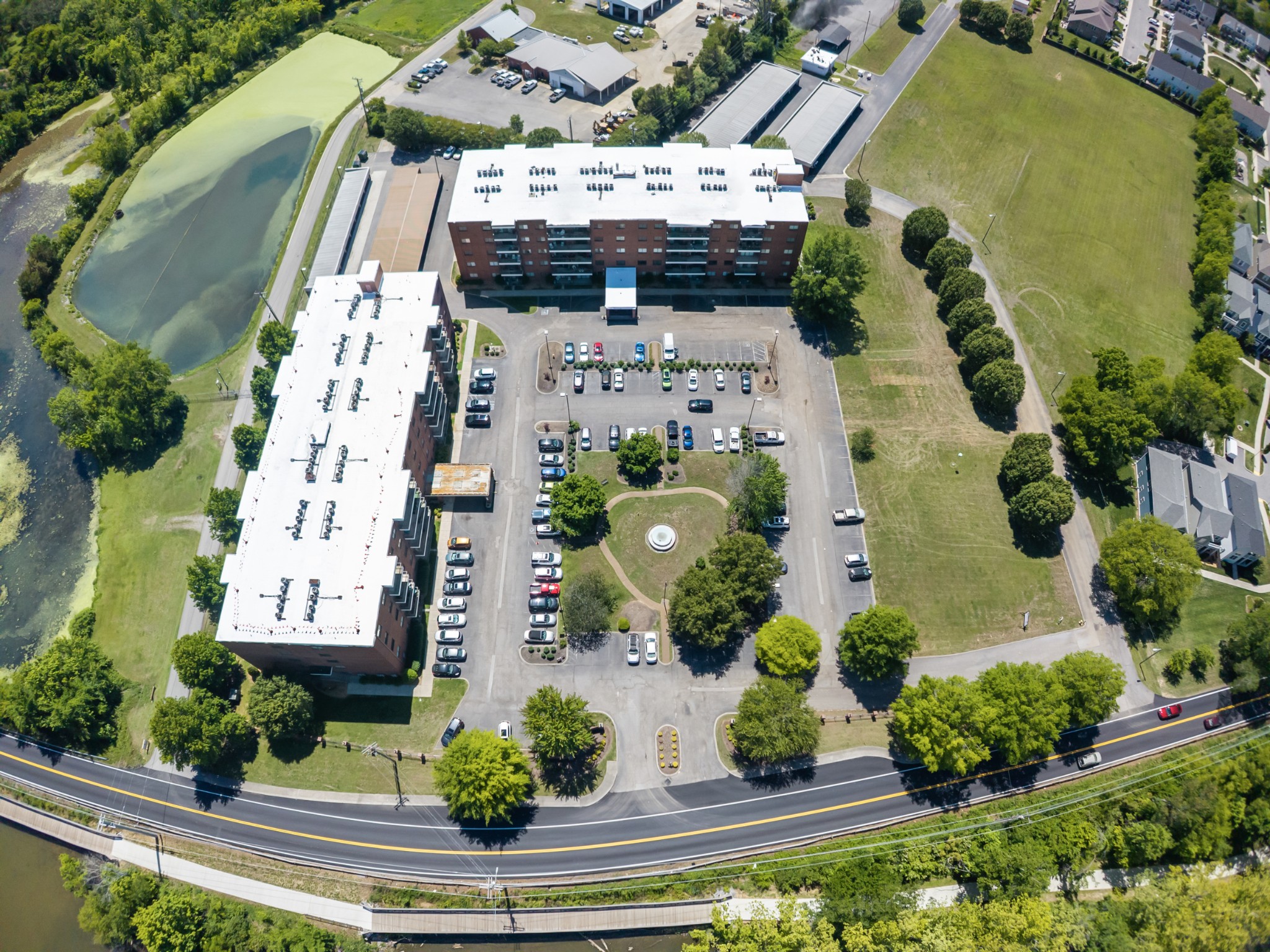 200 Sanders Ferry Road, Unit 2406 Hendersonville, TN 37075 - Photo 10 of 34 an aerial view of a