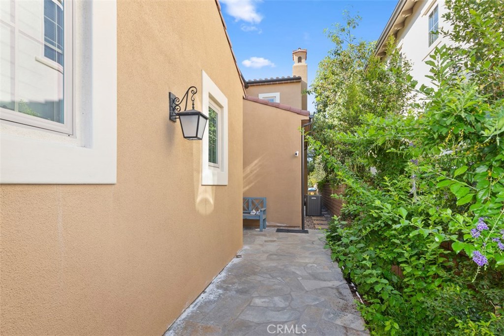 26 Lowland Irvine, CA 92602 - Photo 37 of 44 a path view of a house