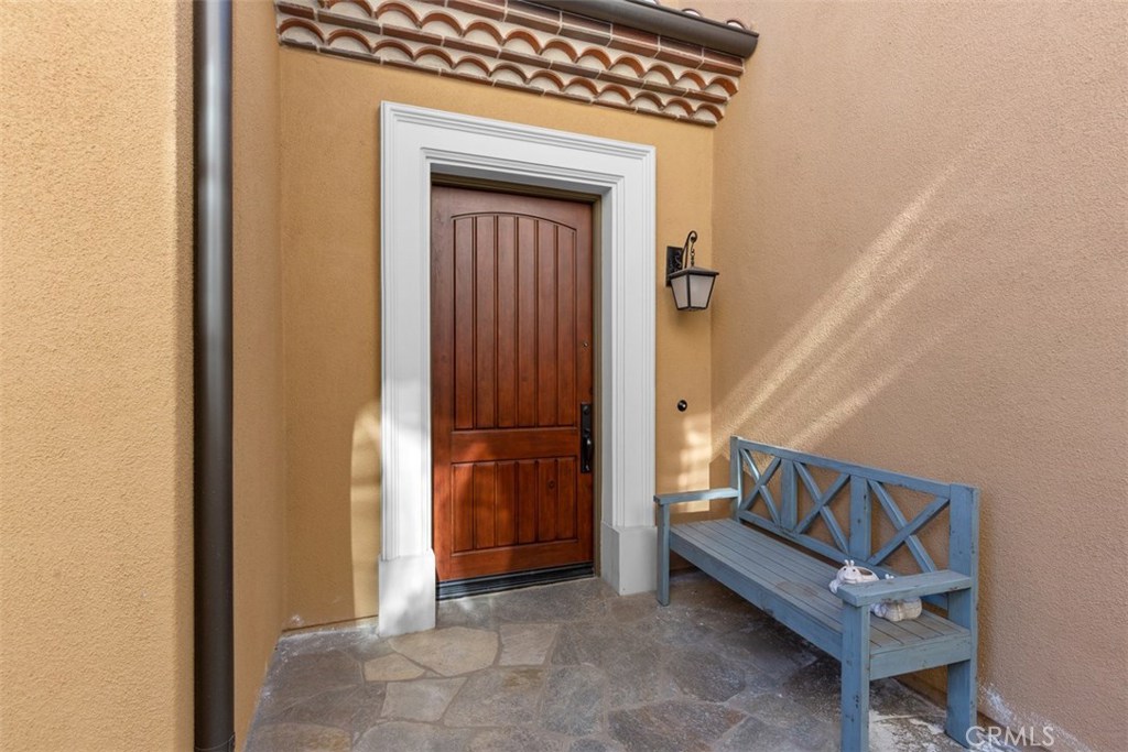 26 Lowland Irvine, CA 92602 - Photo 38 of 44 a view of an entryway with a door